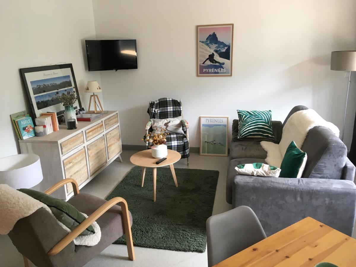 Appartement Royal Milan A Deux Cles Partie Nuit Et Partie Jour サン・ラリー・スラン エクステリア 写真